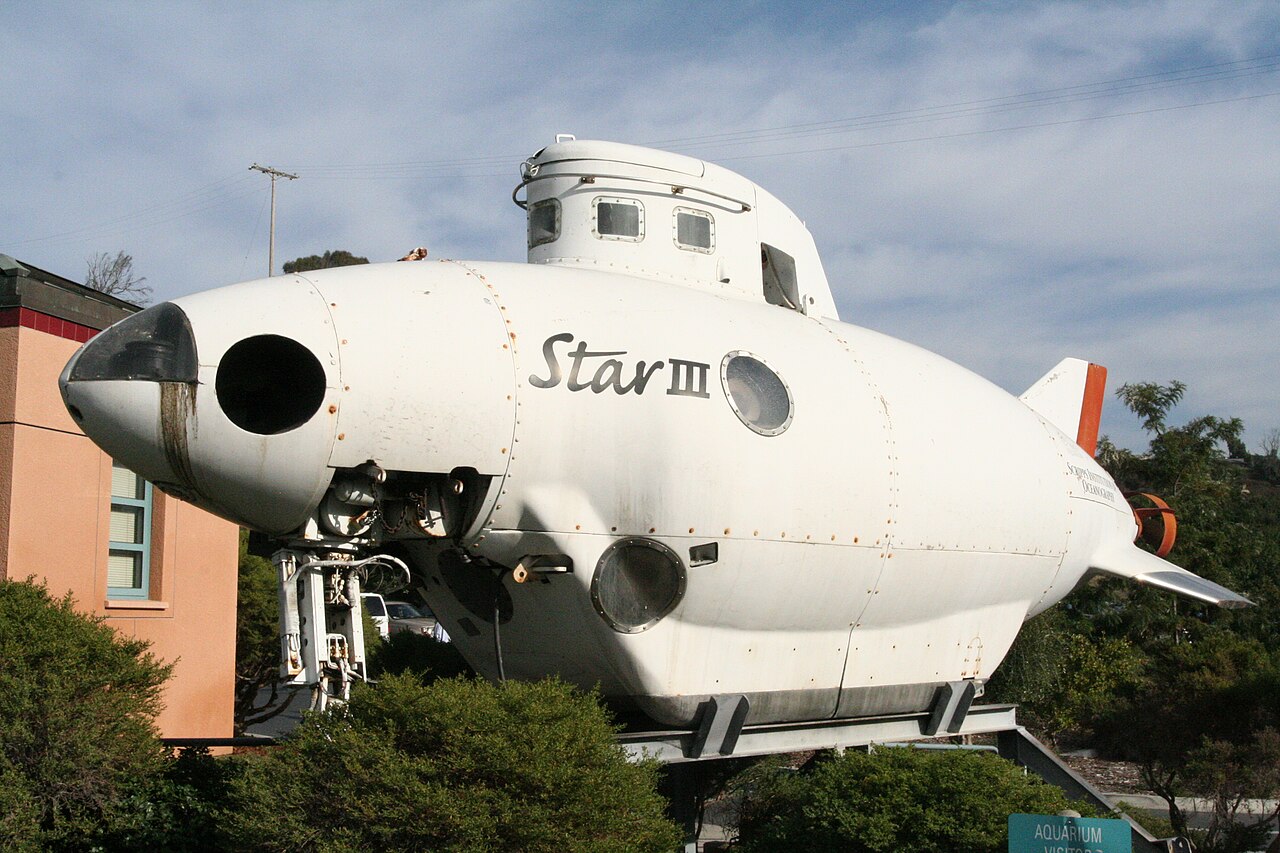 Submersible Vehicle